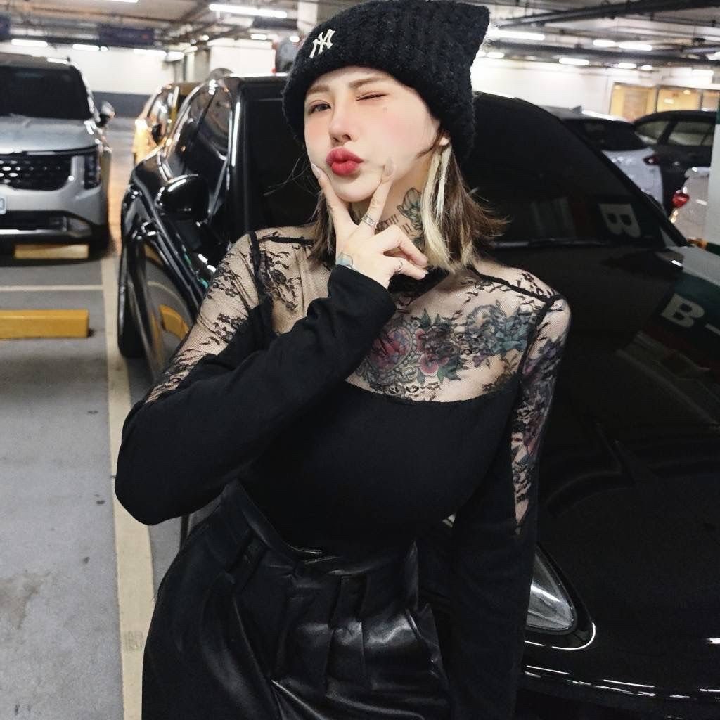 tw-11134207-81ztn-mh9addq1q77u12