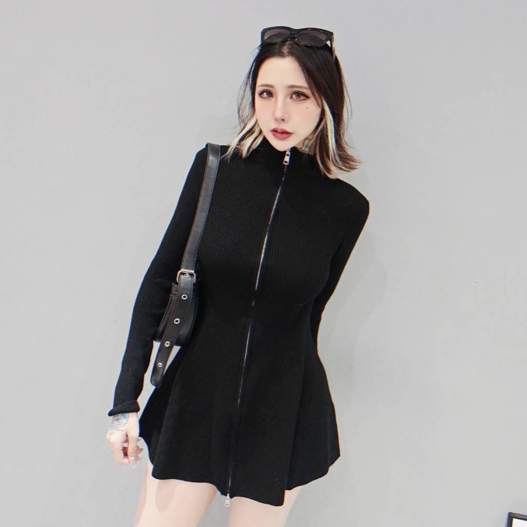 tw-11134207-81ztn-mhkqcrrfvpxed1