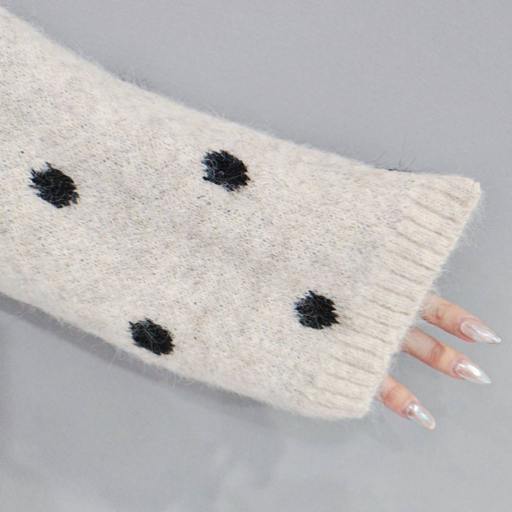 tw-11134207-81ztl-mhkqaqtq9r7p70