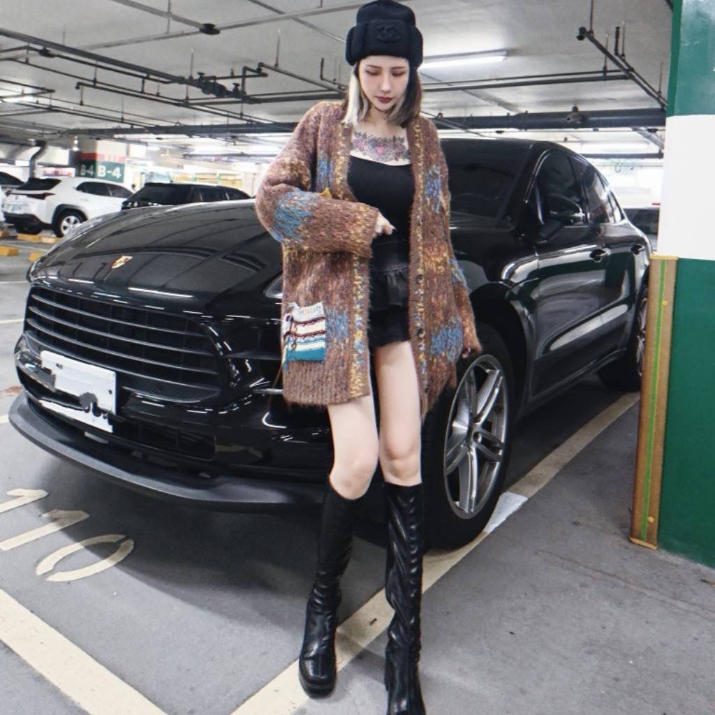 tw-11134207-81ztg-mhnoepm1wni974