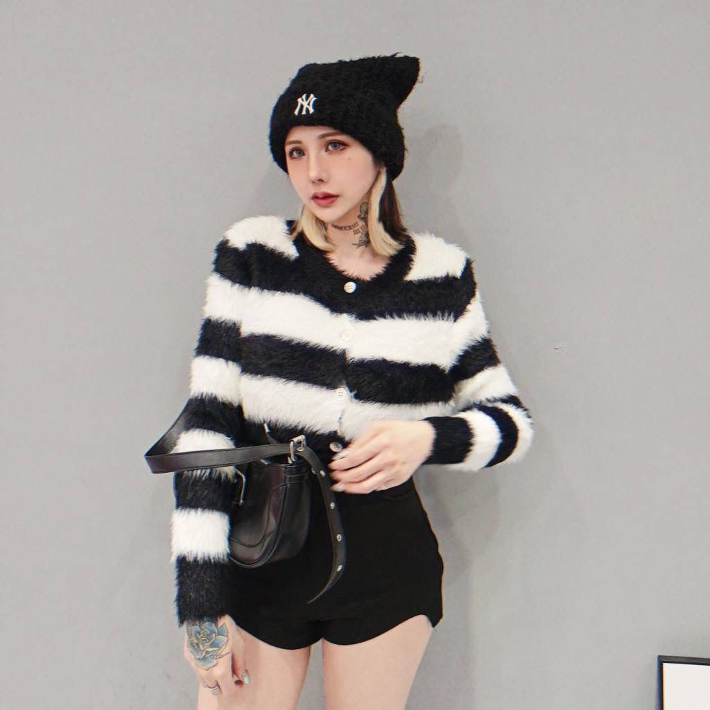 tw-11134207-81ztn-mhy61u61k8ar37