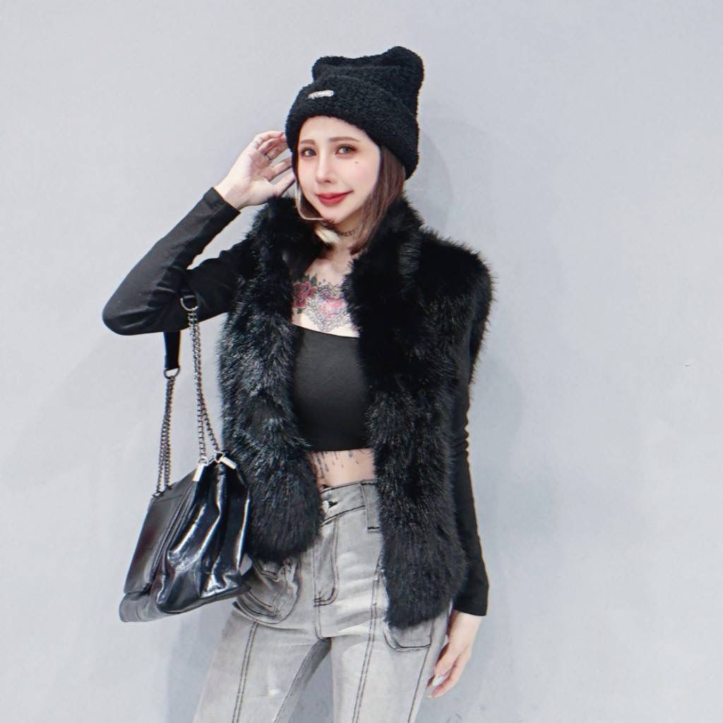 tw-11134207-81zto-miq52v6sz9qa7b