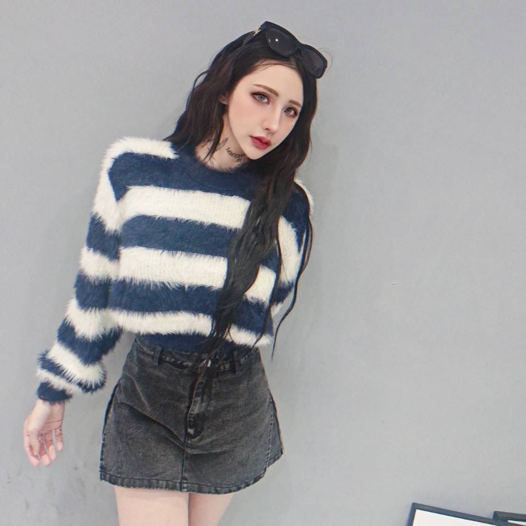 tw-11134207-81ztn-mj2s76nk270k9b