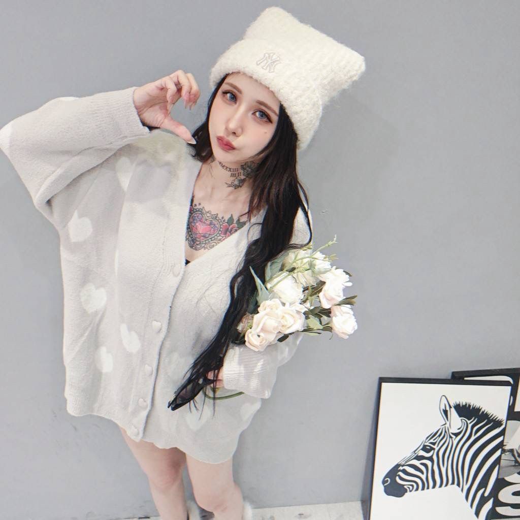 tw-11134207-81zth-mjkl68oatywx5b