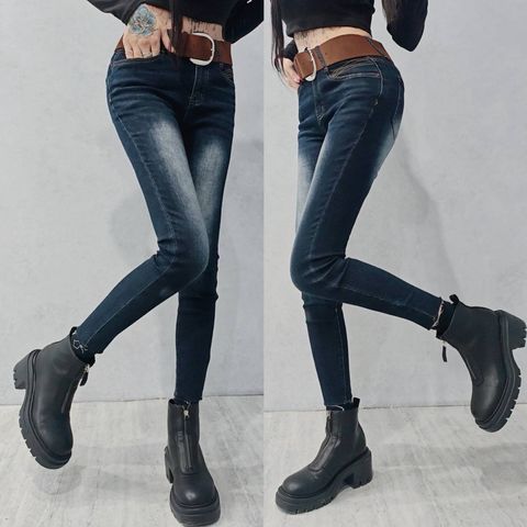 tw-11134207-820l6-mkb21samhx51c0