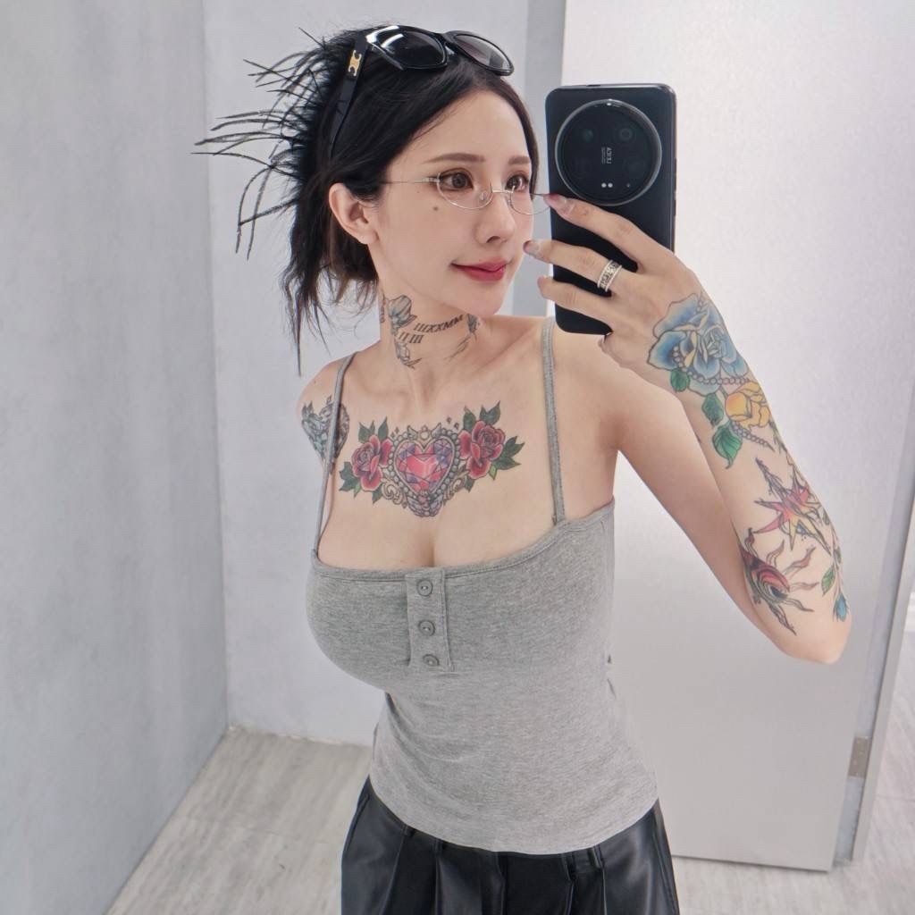 tw-11134207-820l5-mktq94otqj2f42