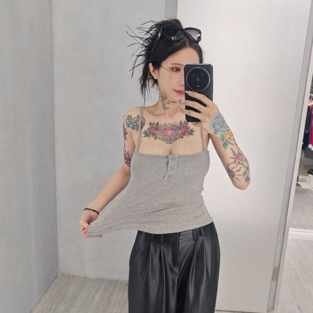 tw-11134207-820l5-mktq94oo72f68b