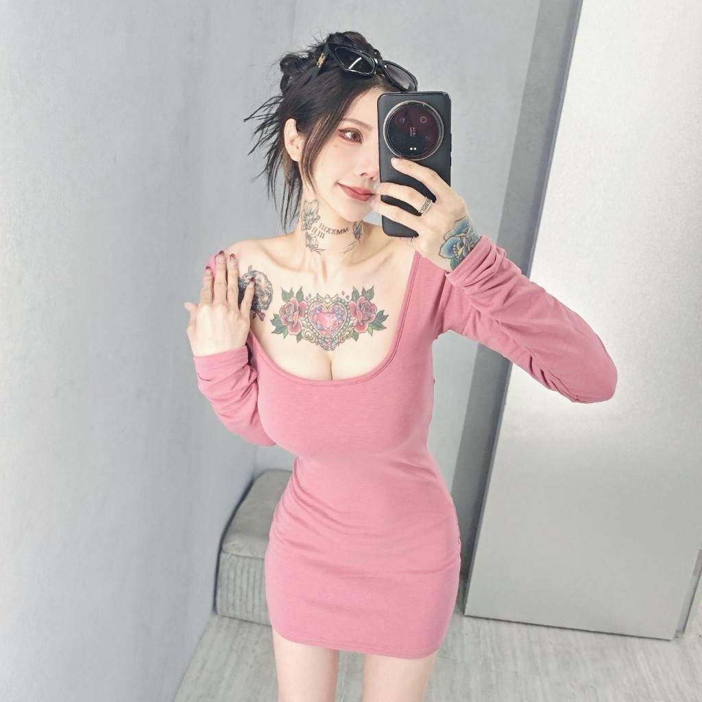 tw-11134207-820la-mkw38kxjufb52a