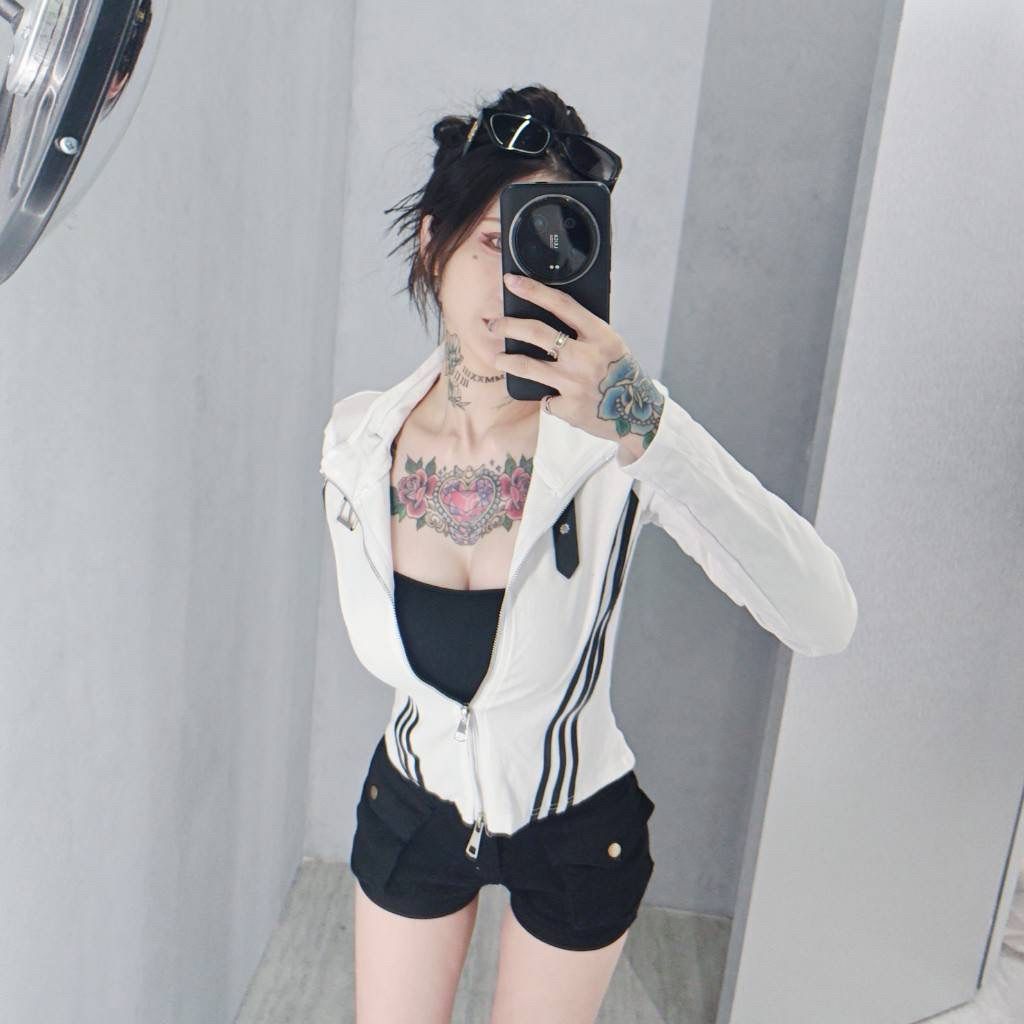 tw-11134207-820l8-ml15wf44l3b634