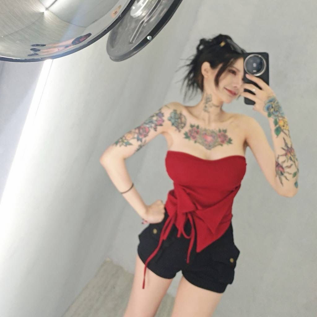 tw-11134207-820lh-ml38v27zdix262