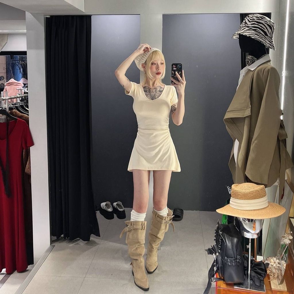 tw-11134207-820le-ml6k75tmlukv09