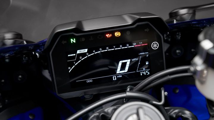 Yamaha-R7-2022-34-1200x675