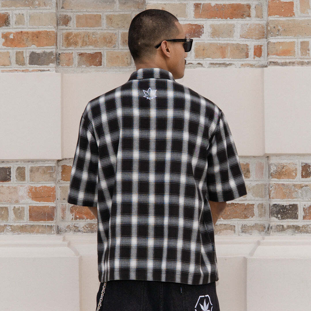 Blessed26_Pearl_Flannel_White_Black_03_2048x2048