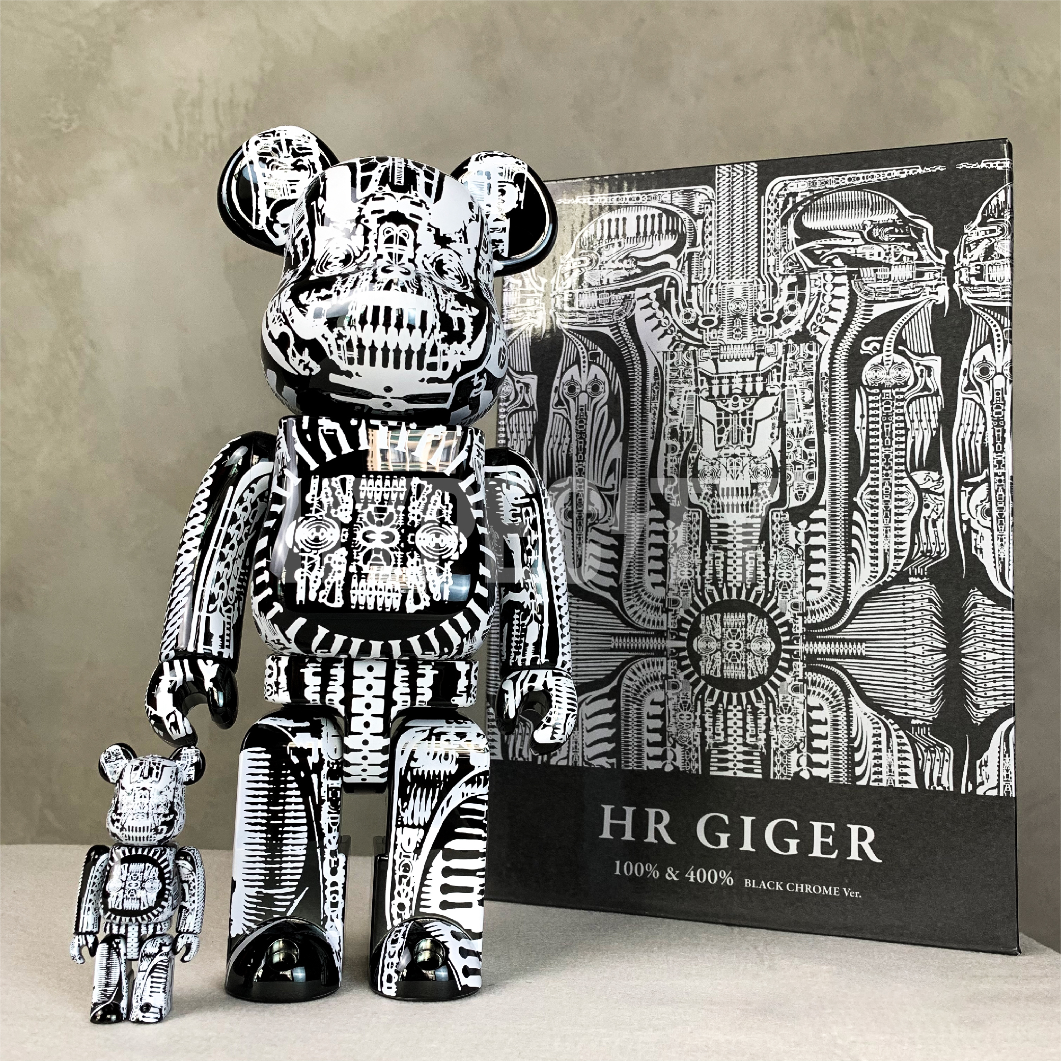 Bearbrick HR Giger Black Chrome 400% + 100% – HYPECITY