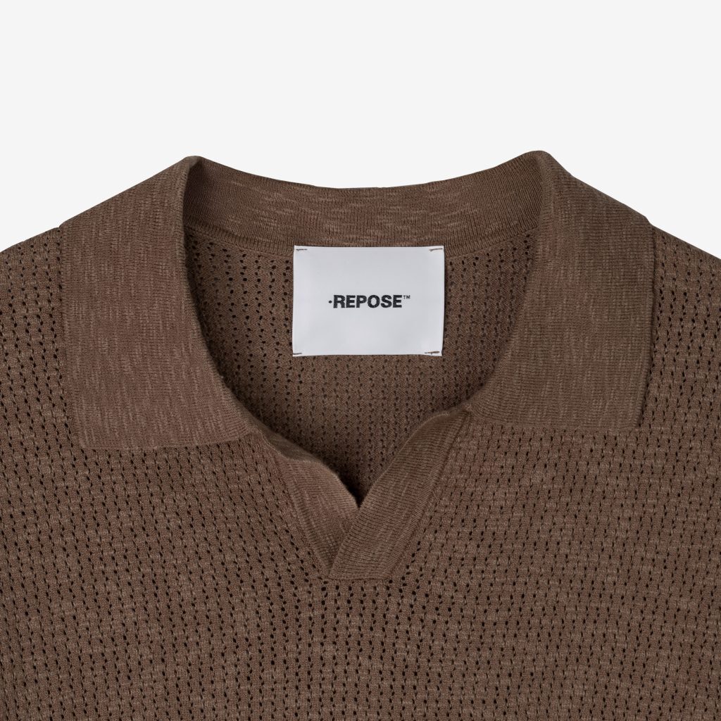 repose-knitted-taupe-polo-shirt-close-up-1-1024x1024