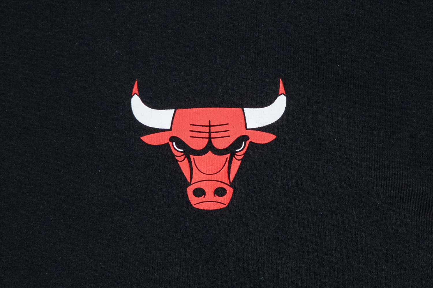 14701221_SS-TEE_FW25_ESSENTIAL-FW25_BLK_D1