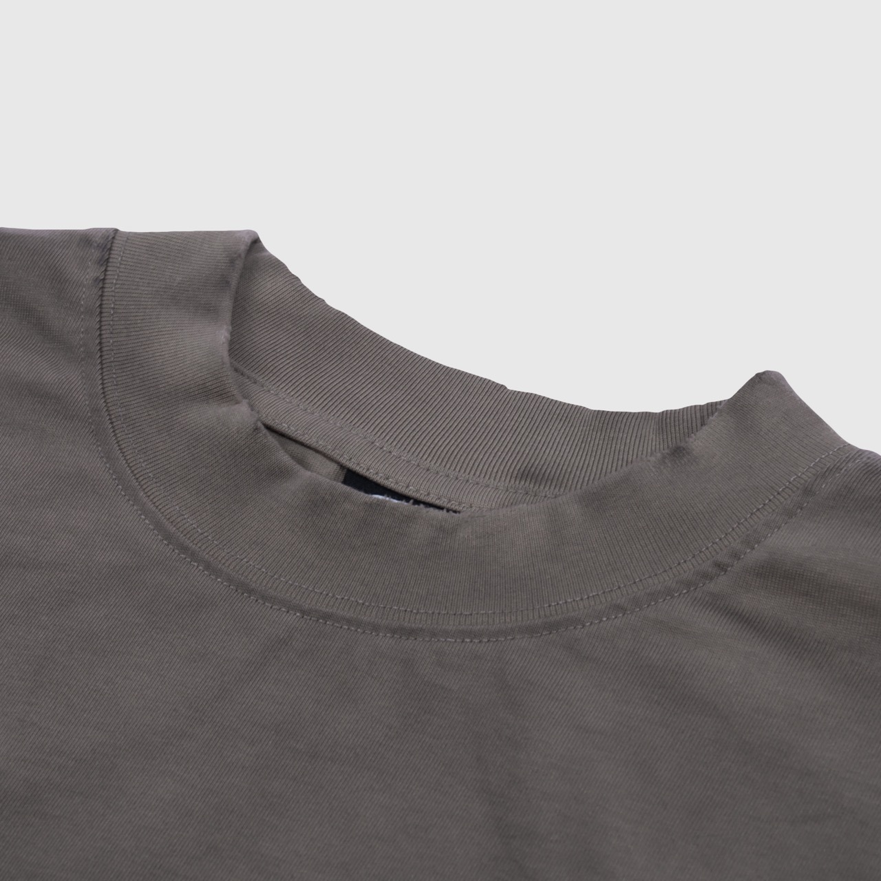 No Fear Quote Tee (Brown)_CloseUp_2 Large