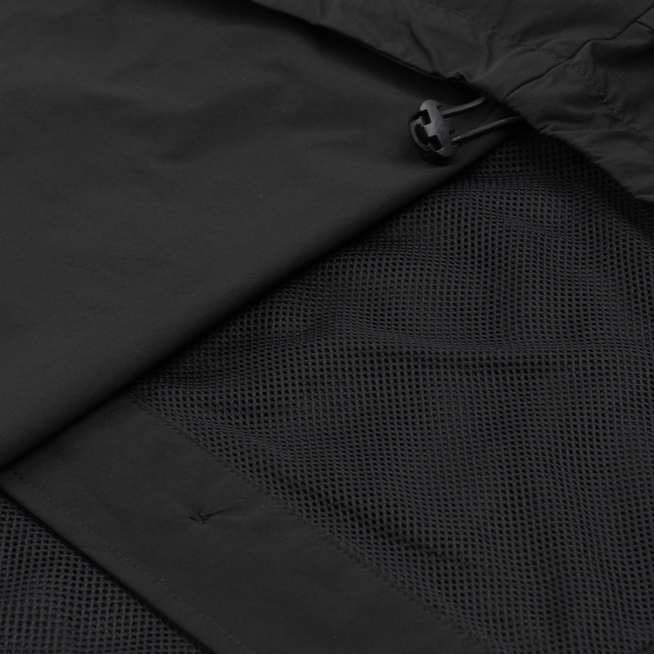 ID Patch Shirt (Black)_CloseUp_5 Large