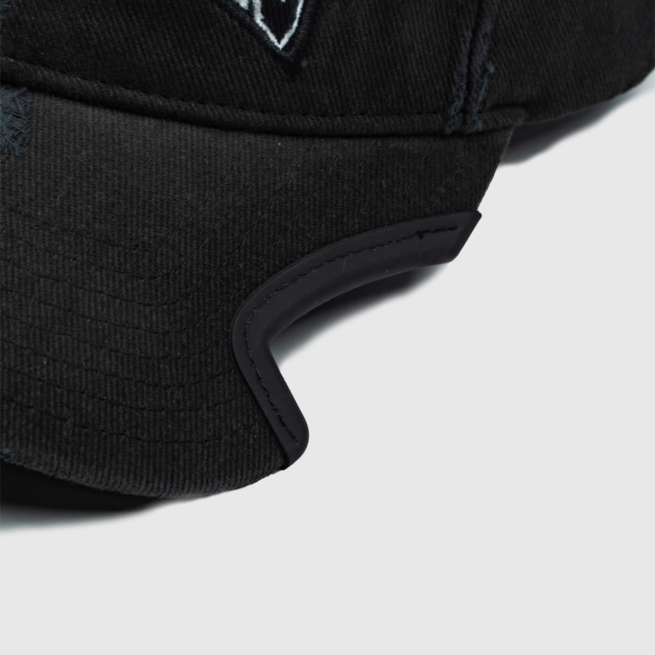 Distressed Cap_CloseUp_1 Large