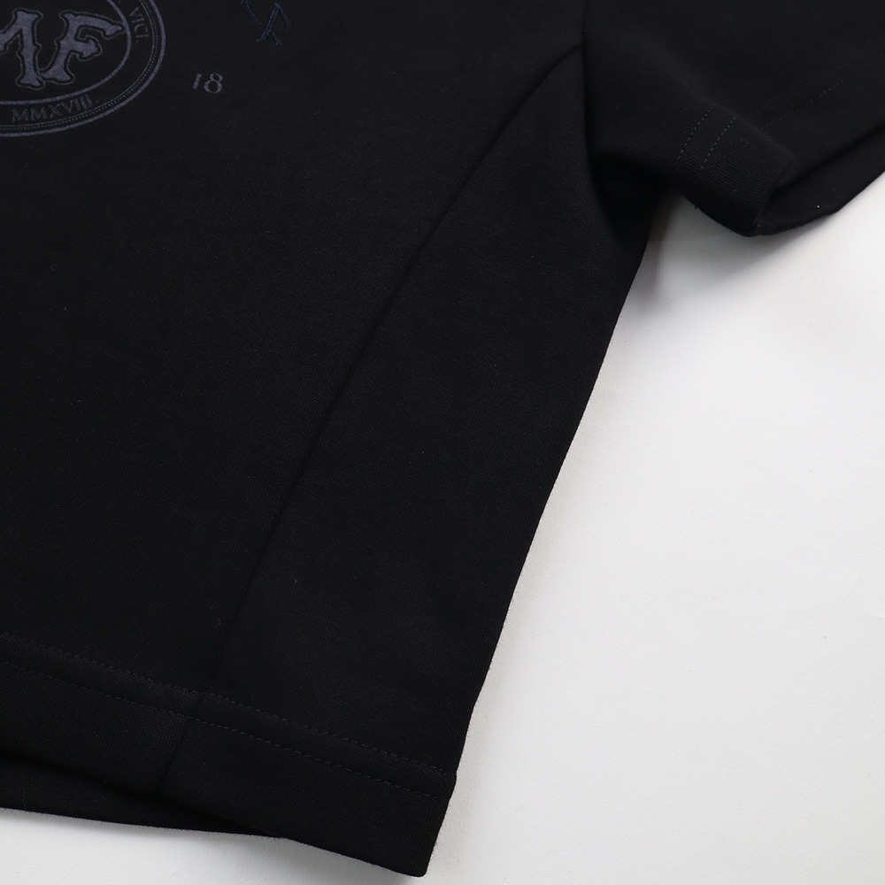 Sculpta Emblem Crop Top-Details-3
