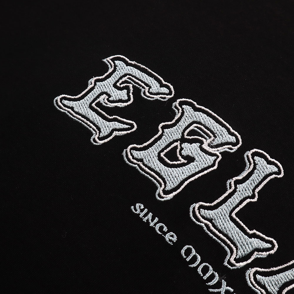 Sculpta Engraved logo tee-Detail-4