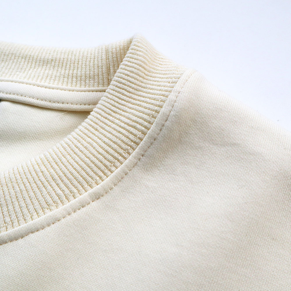 Sculpta Triangle Emblem Tee-CreamWhite-Details-1