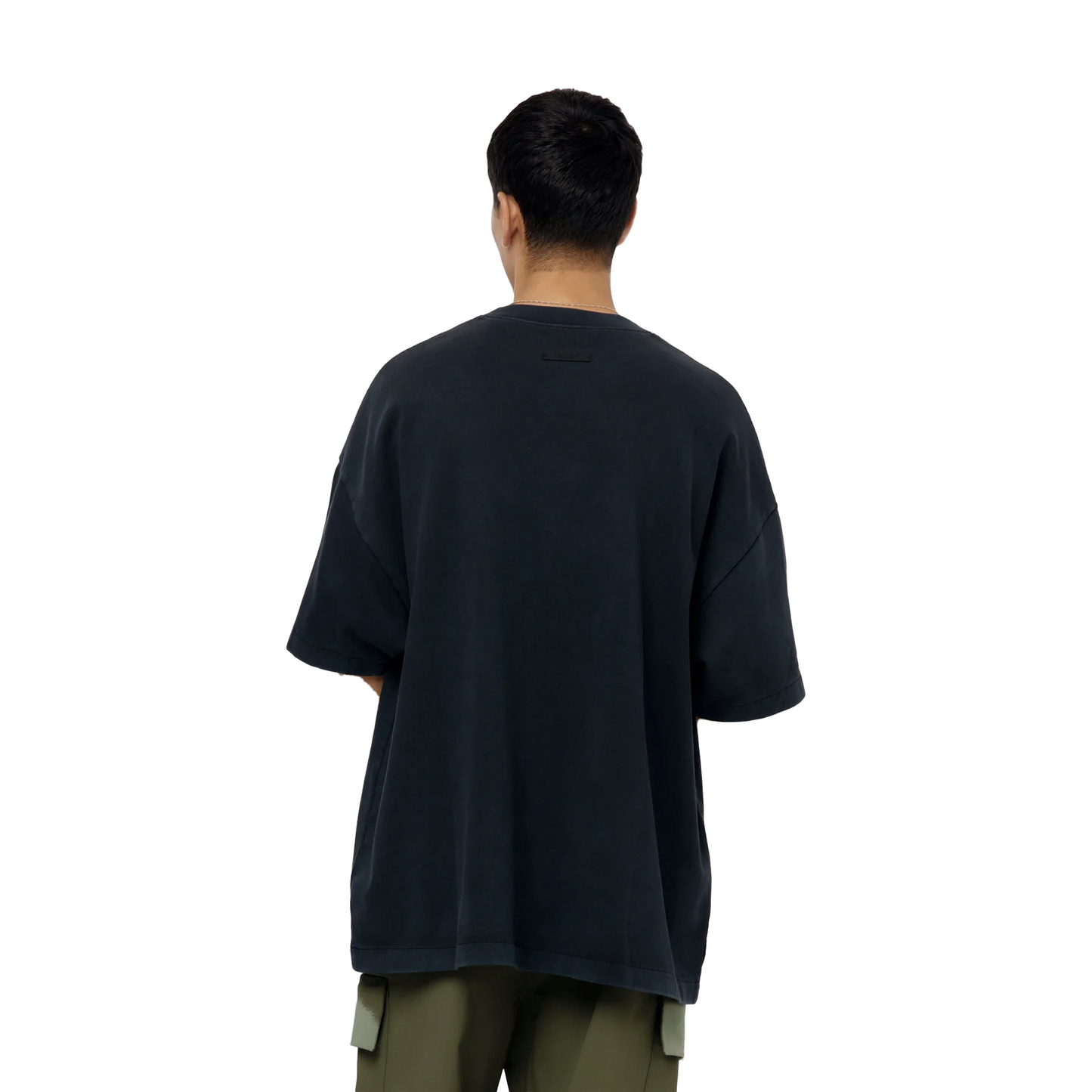 FearofGodEssentialsHeavyCrewneckTeeBlack_FW24_-ModelBack