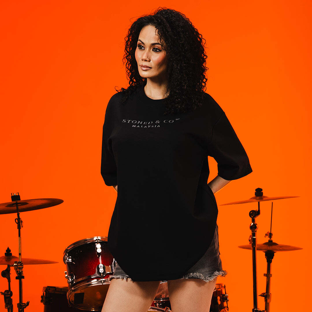 Milestoned_Signature_Tee_Black_01_2048x2048