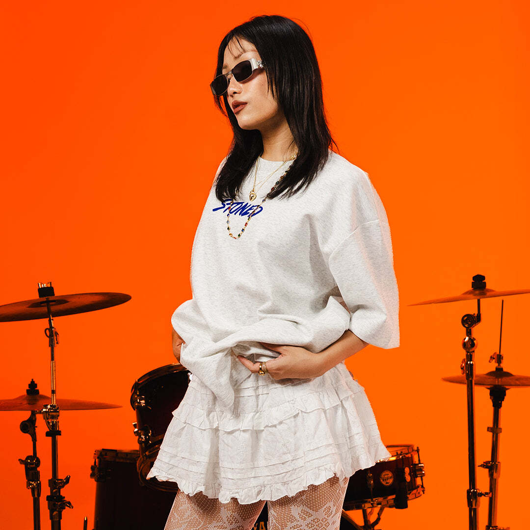 Milestoned_Hexagon_Tee_Grey_02_2048x2048