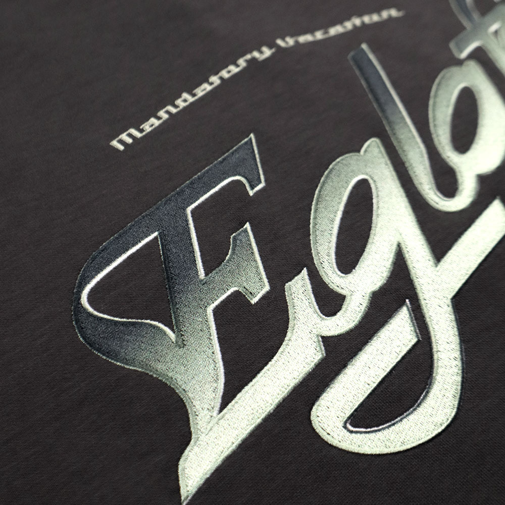 MV-GradientLogoTee-Grey-6