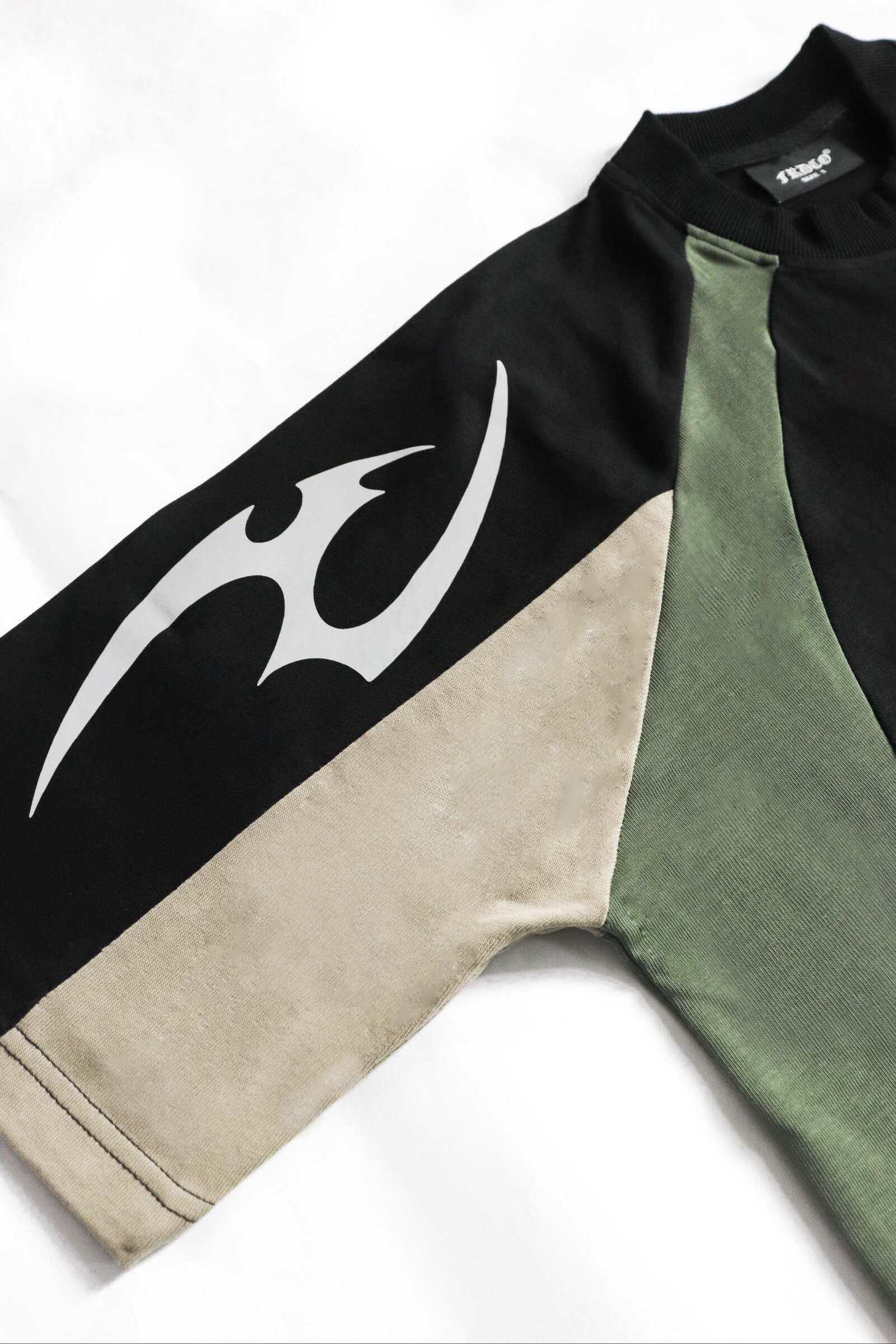 29DCD256-4E07-471A-9AD9-1704DF5082C8