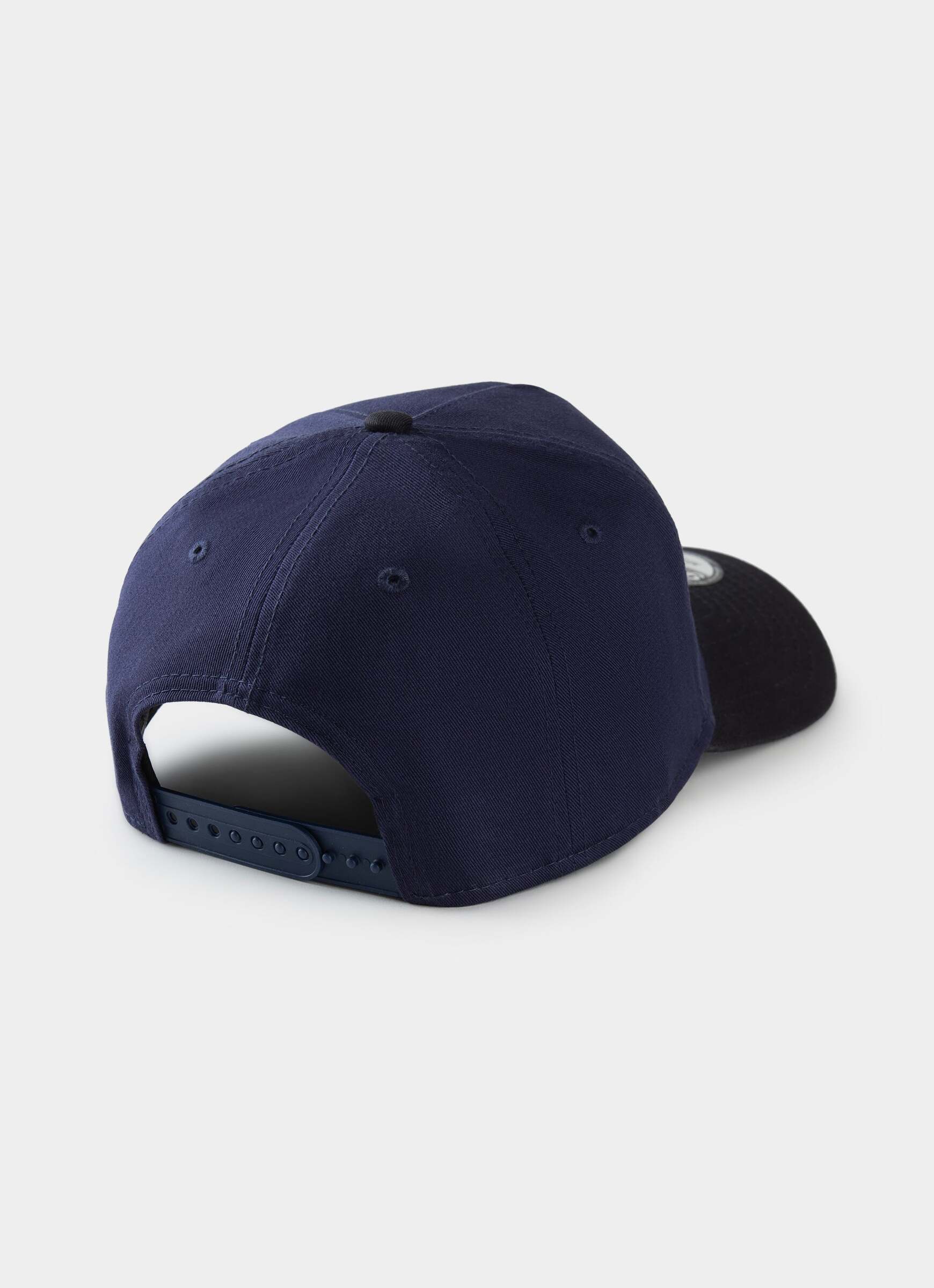 new-era-mlb-9forty-a-frame-new-york-yankees-2shade-wash-light-navy-snapback-navy-back-60121