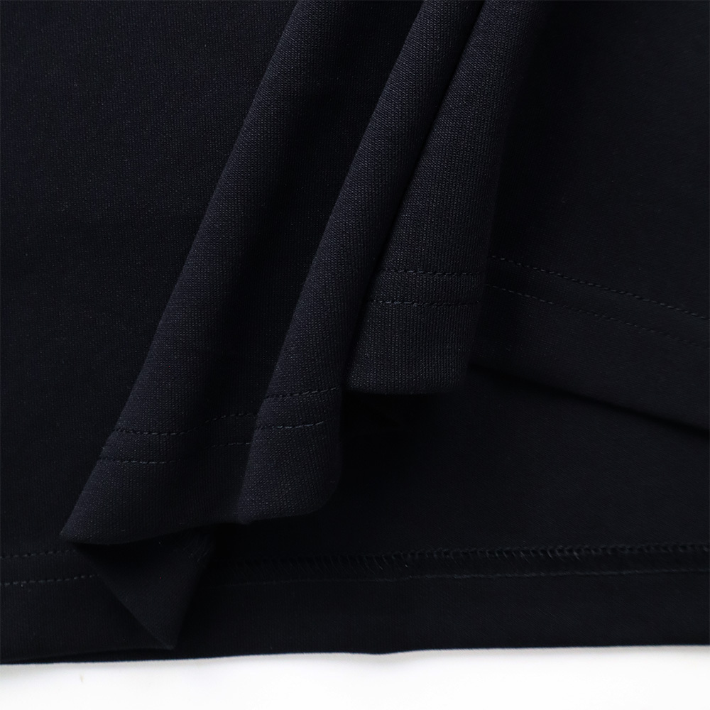 RU-Embroidery-Stallion-Tee-Black-Details-4