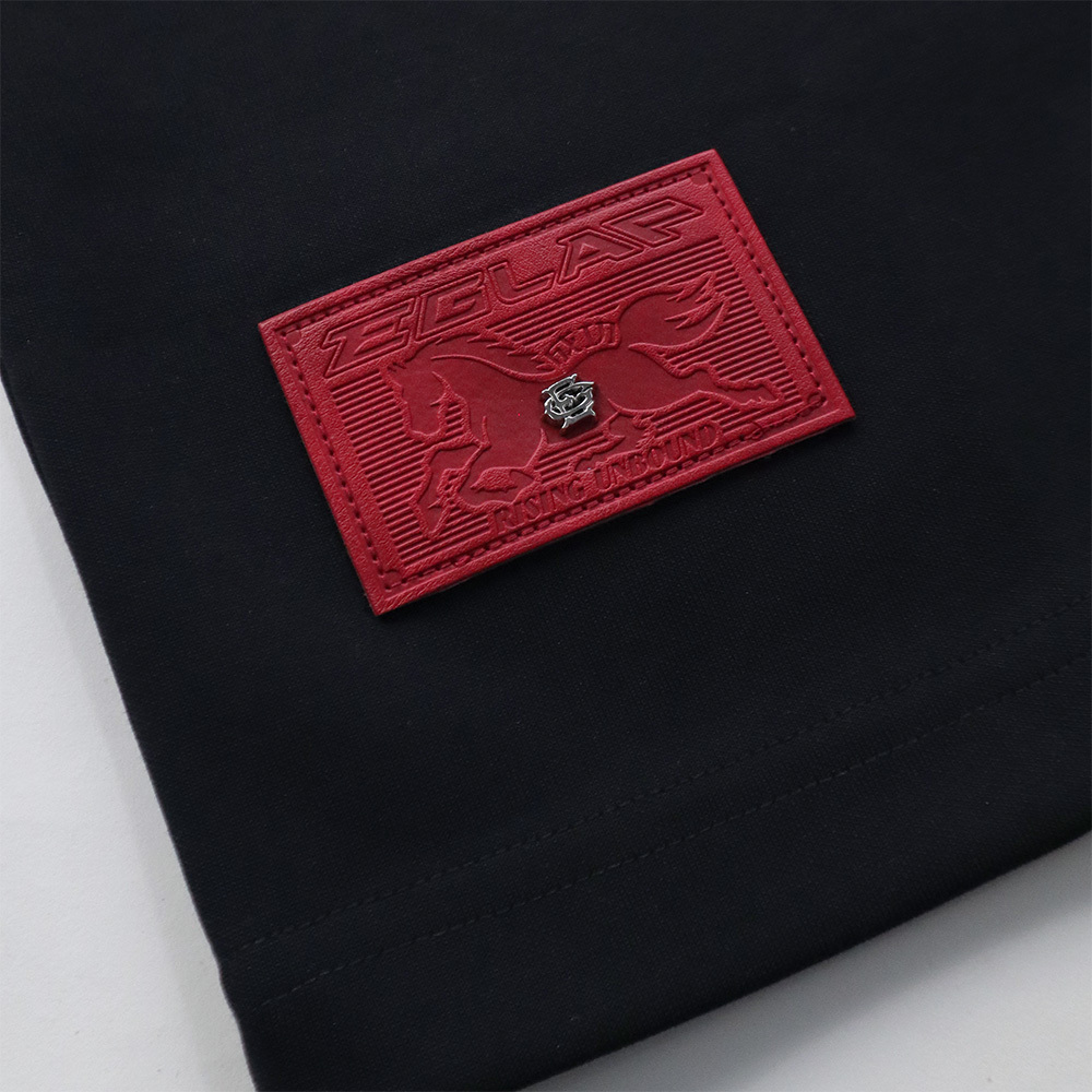 RU-Embroidery-Stallion-Tee-Black-Details-3