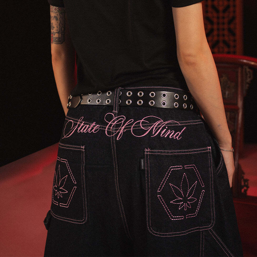 Dark_Horse_Oversized_Denim_Jorts_Navy_03_2048x2048