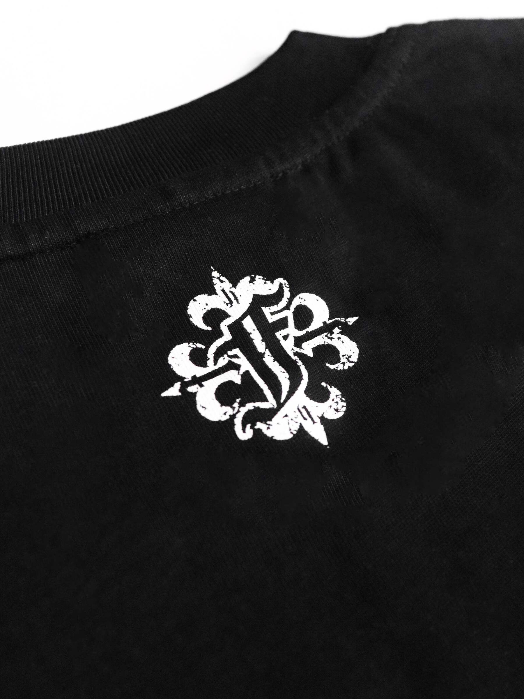 5E00E355-BDE8-4A05-9D56-8C6287E1853C