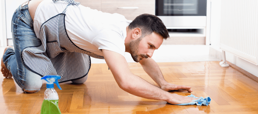 做家事的男生-示意圖