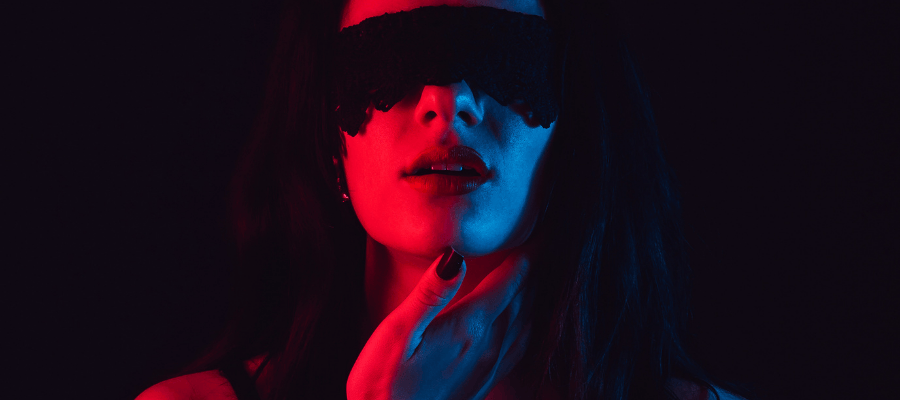 BDSM安全要素與風險控制示意圖，包含溝通、界線與事後照護