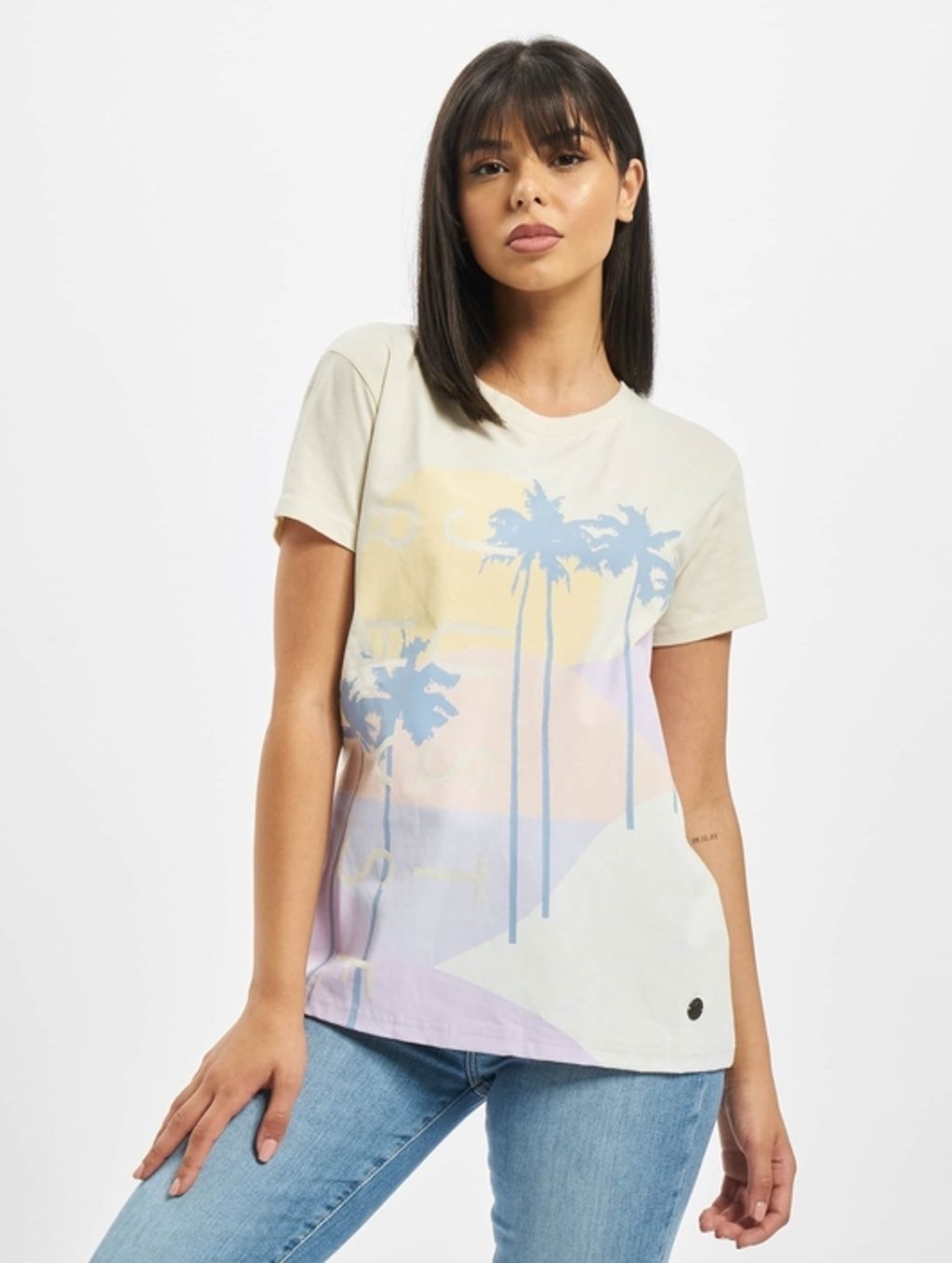 Just Rhyse Isla Calero T-Shirt Off White – XiXun Shop