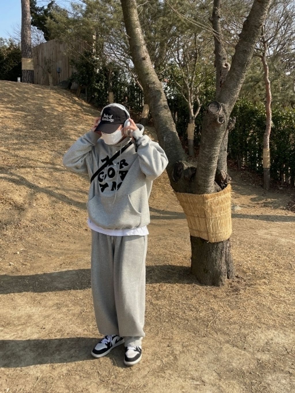 LINE_ALBUM_98964-韓國NOR毛巾繡花厚磅帽T_241011_165