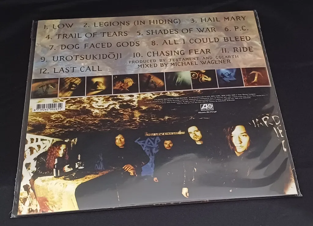 testament-back