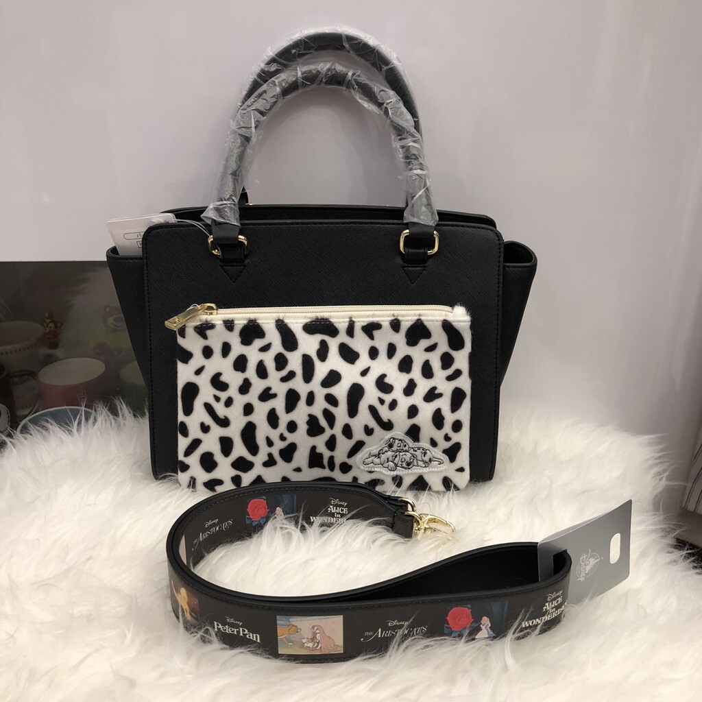 242ee278bec94eeaaf54347efd8e7b24