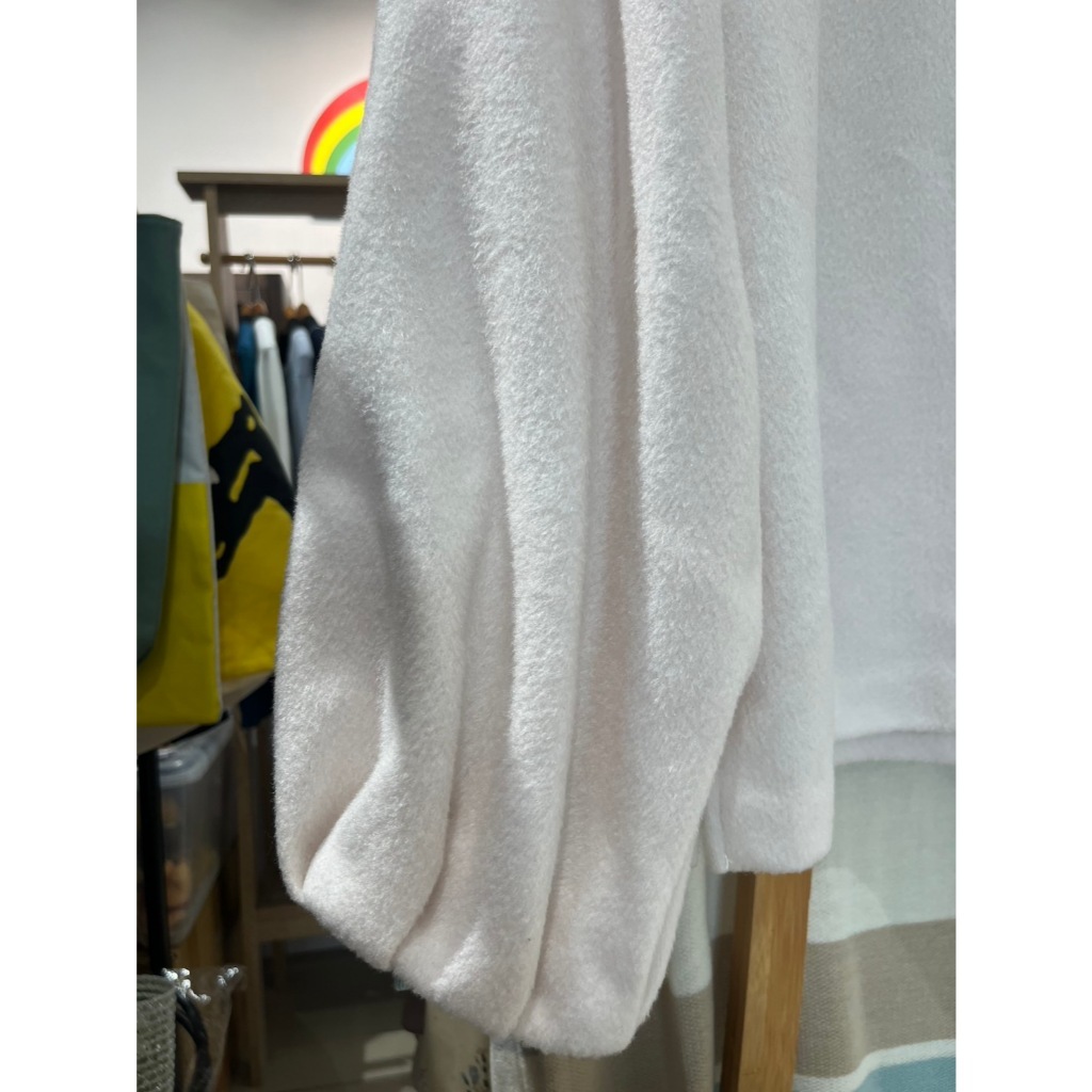 tw-11134207-7rasd-m34r0yq84hrd2c