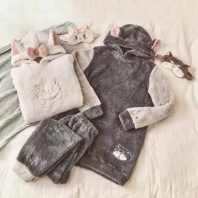 tw-11134207-7rasg-m5b7d0azd68d27