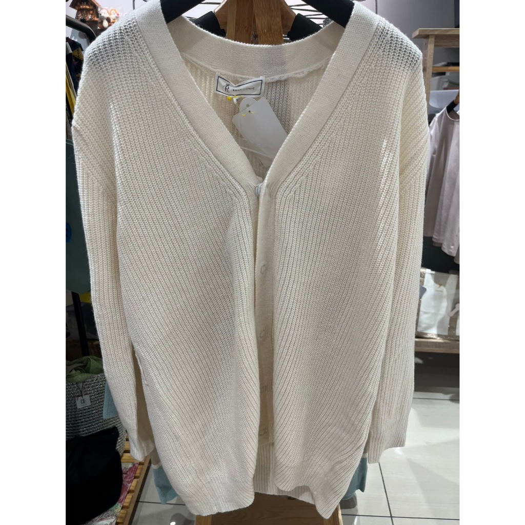 tw-11134207-7rase-m34skldhj7m80b