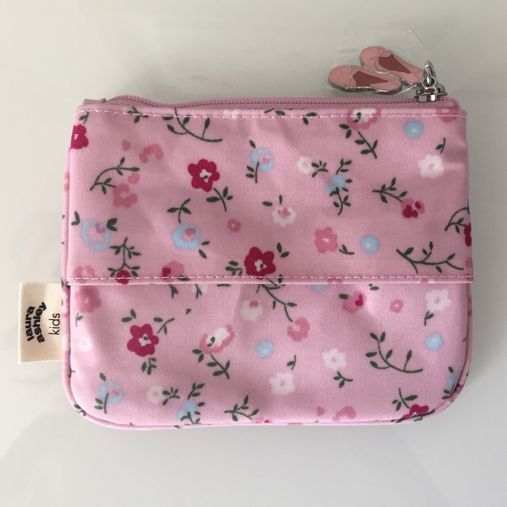 edb3019e3e77cbddd048b237be963f56