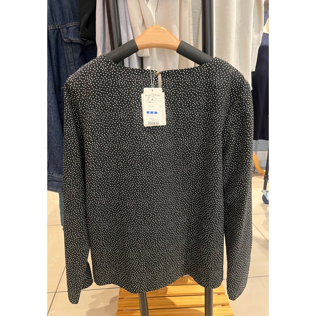 tw-11134207-81ztk-mgd6ew0vwcujdc