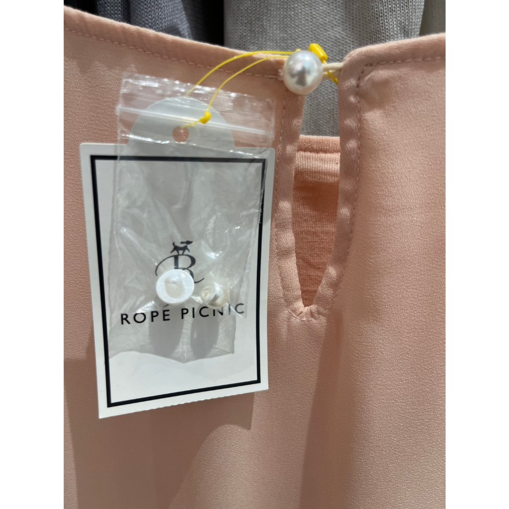 tw-11134207-81ztj-mgd6wu1cgt8t6c