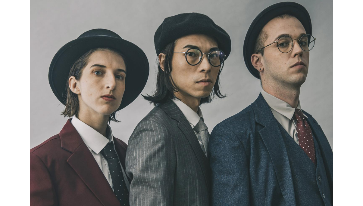 33 suit up_正面 (3)