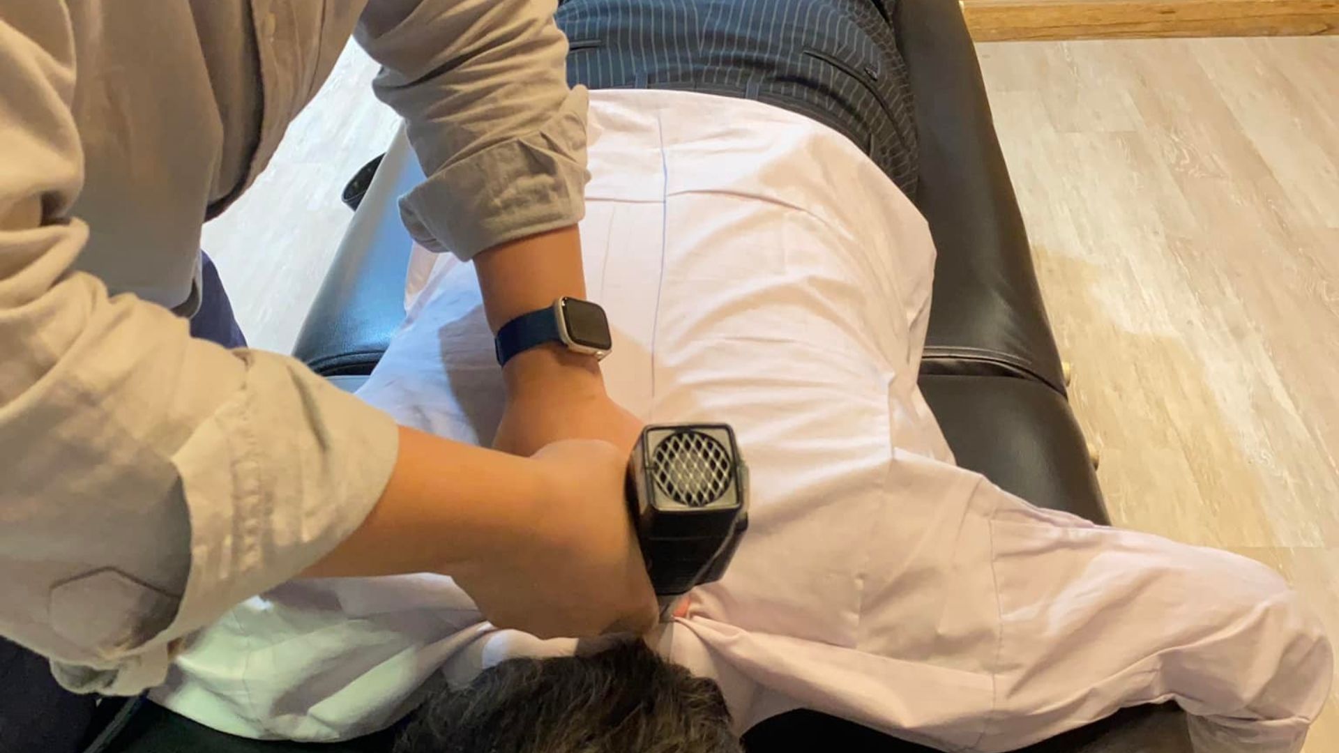 台北美式整復推薦｜簡單脊骨，讓你擺脫姿勢不良與痠痛！(女性專業整復師)